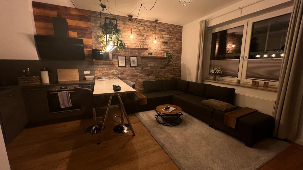 Sanierte Wohnung Mit Balkon Im Hochparterre Hanóver Exterior foto
